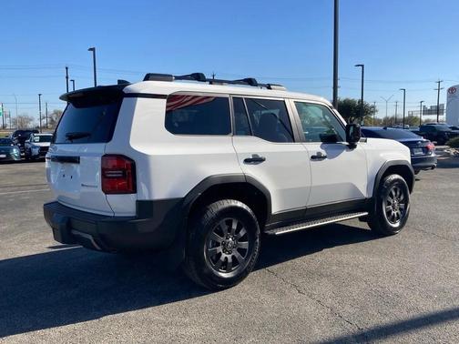 2026 Toyota Land Cruiser Base