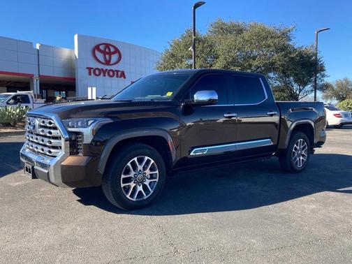 2024 Toyota Tundra Hybrid 1794 Edition