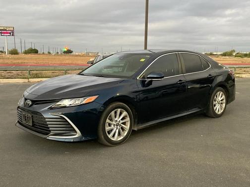 2021 Toyota Camry LE
