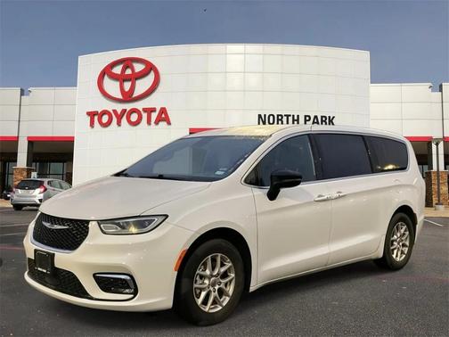 2025 Chrysler Pacifica L