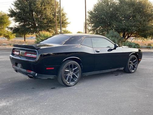 2020 Dodge Challenger SXT