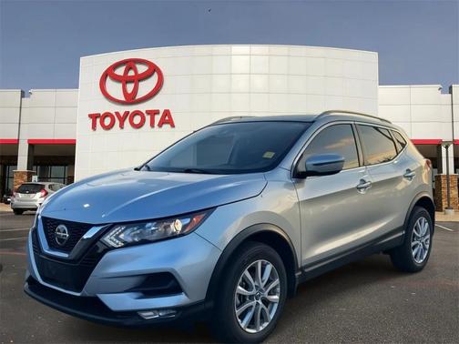 2021 Nissan Rogue Sport SV