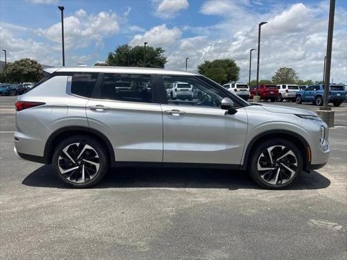 2024 Mitsubishi Outlander SE 2.5 2WD