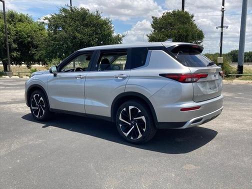 2024 Mitsubishi Outlander SE 2.5 2WD