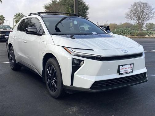 2026 Toyota bZ XLE Plus