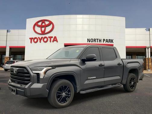 2023 Toyota Tundra SR5