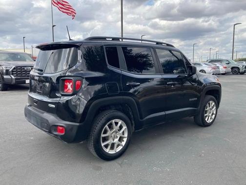 2022 Jeep Renegade Latitude
