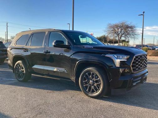 2024 Toyota Sequoia Platinum