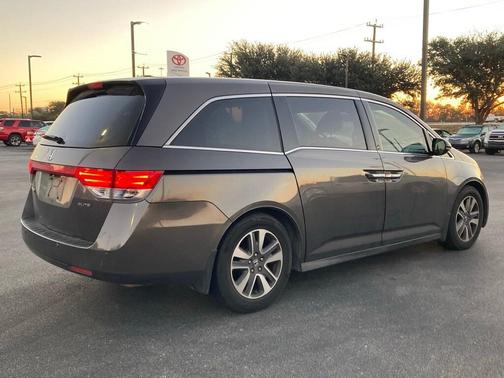 2014 Honda Odyssey Touring