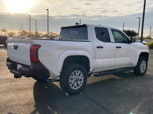 2025 Toyota Tacoma SR