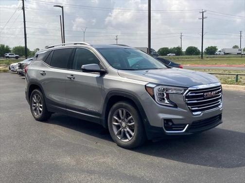 2023 GMC Terrain SLT