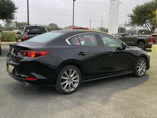 2025 Mazda Mazda3 FWD w/Preferred Package