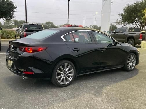 2025 Mazda Mazda3 FWD w/Preferred Package