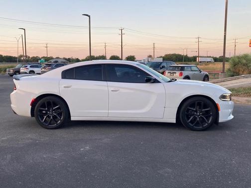 2020 Dodge Charger SXT