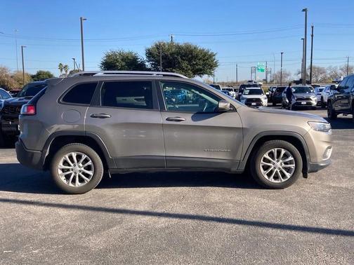 2021 Jeep Cherokee Latitude