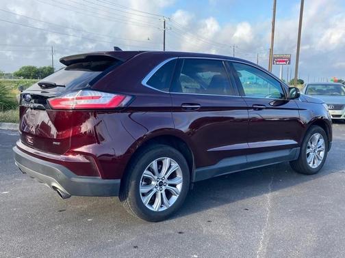 2024 Ford Edge Titanium