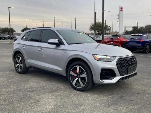 2024 Audi Q5 45 S line Premium Plus
