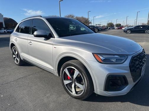2024 Audi Q5 45 S line Premium Plus