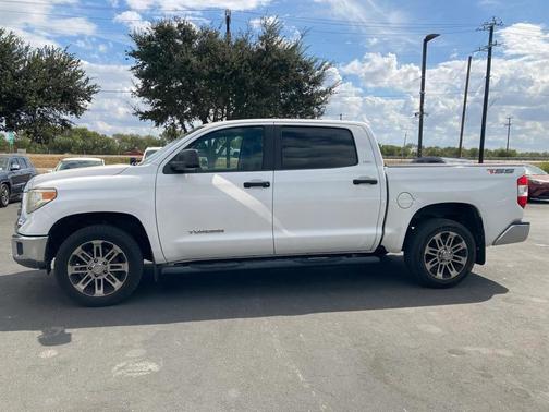 2014 Toyota Tundra SR5