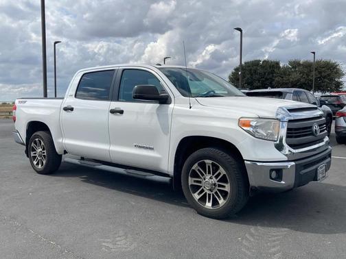 2014 Toyota Tundra SR5