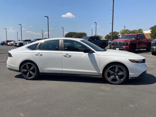 2024 Honda Accord Hybrid Base