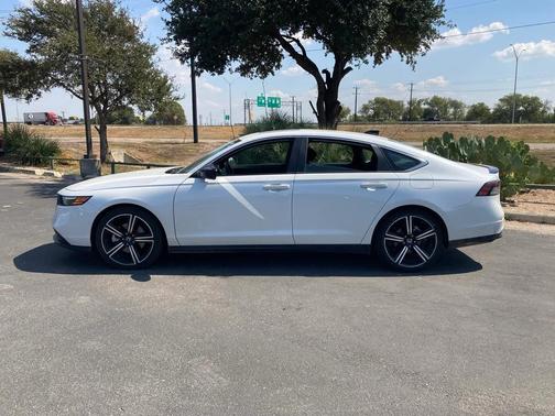 2024 Honda Accord Hybrid Base