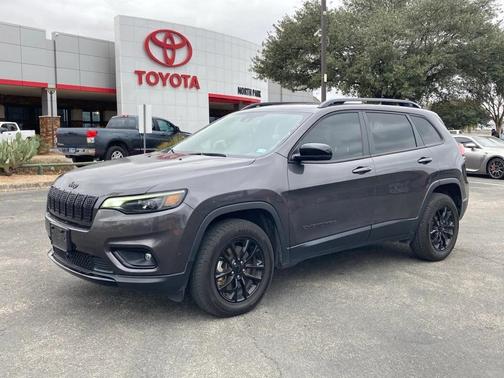 2023 Jeep Cherokee Altitude