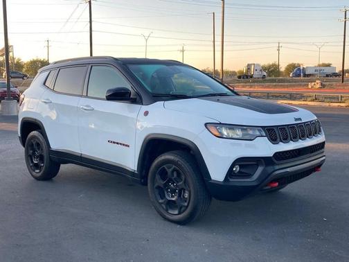 2024 Jeep Compass Trailhawk