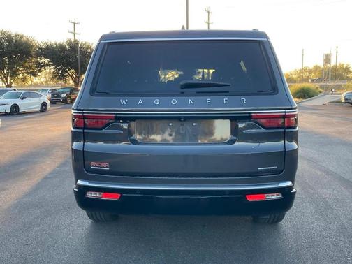 2023 Jeep Wagoneer Series III 4x4