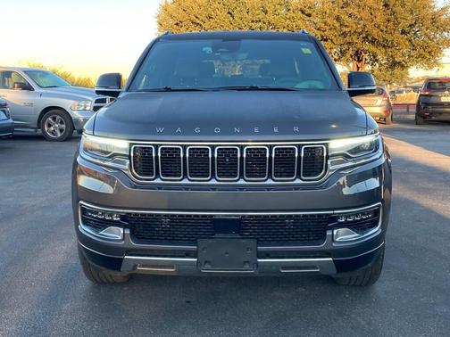 2023 Jeep Wagoneer Series III 4x4