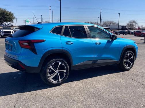 2025 Chevrolet Trax FWD 1RS