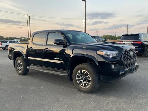 2020 Toyota Tacoma TRD Sport