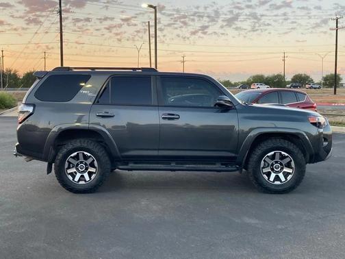 2020 Toyota 4Runner TRD Off Road