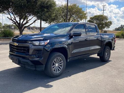 2024 Chevrolet Colorado LT