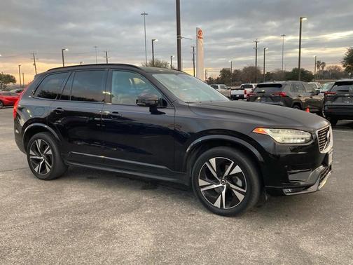 2020 Volvo XC90 T5 R-Design