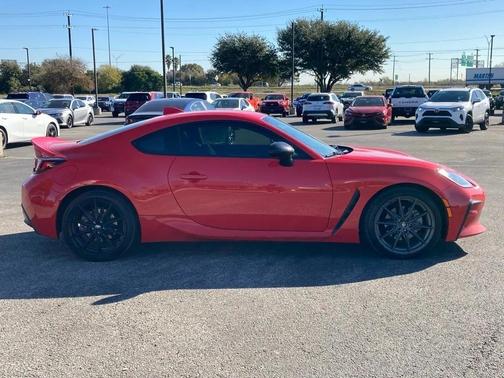 2023 Toyota GR86 Premium