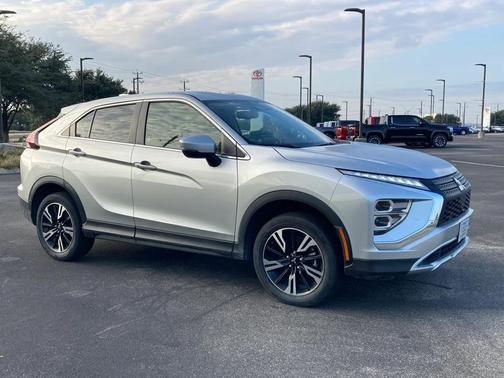 2024 Mitsubishi Eclipse Cross SE