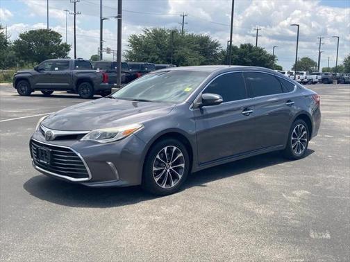 2018 Toyota Avalon XLE