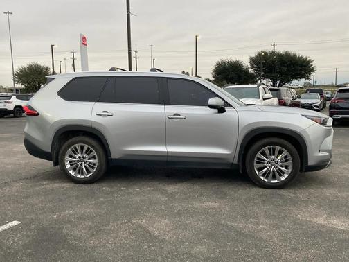 2024 Toyota Grand Highlander Platinum