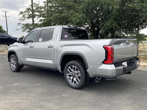 2025 Toyota Tundra Hybrid 1794 Edition
