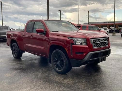 2022 Nissan Frontier SV