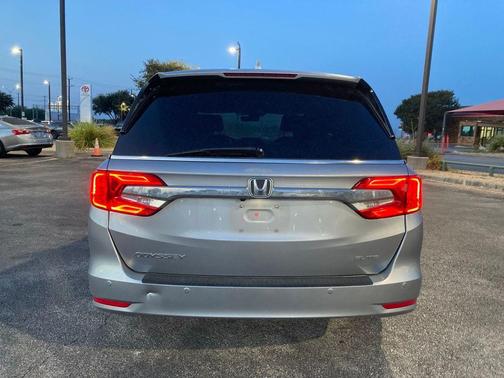 Lunar Silver Metallic 2020 Honda Odyssey Elite