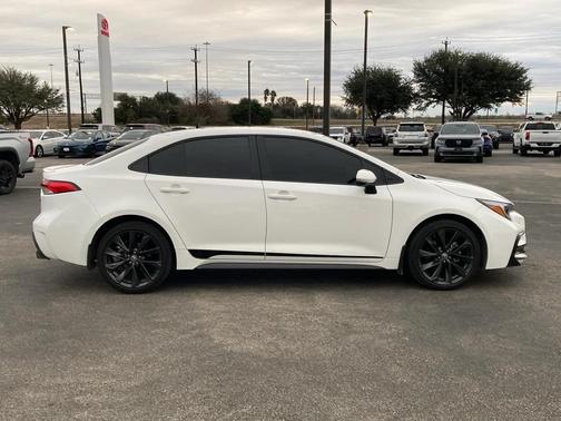 2025 Toyota Corolla SE