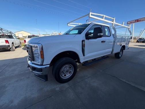 2023 Ford F-250 XL