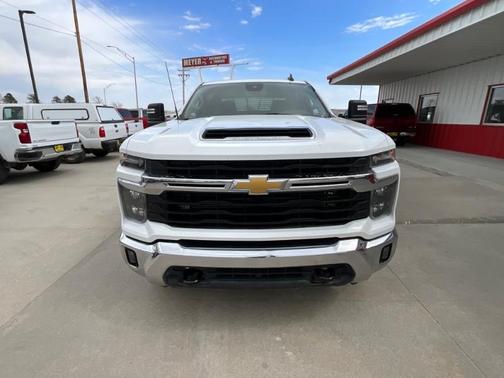White 2024 Chevrolet Silverado 2500 LT
