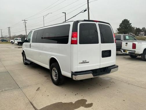2020 Chevrolet Express 3500 LT