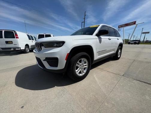 2023 Jeep Grand Cherokee Laredo