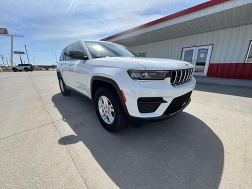 2023 Jeep Grand Cherokee Laredo