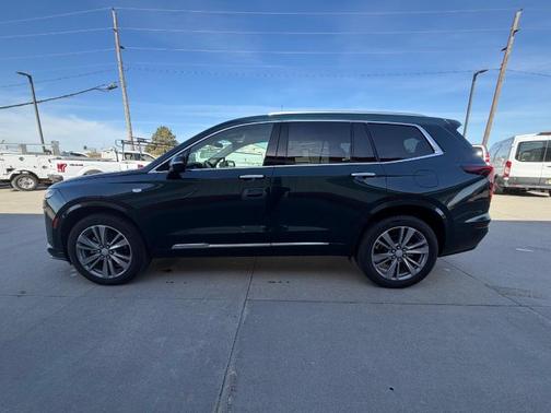 2025 Cadillac XT6 Premium Luxury AWD