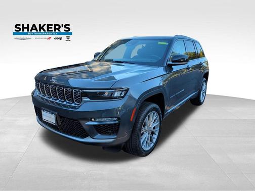 2022 Jeep Grand Cherokee Summit